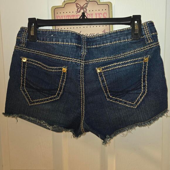 Southpole distressed denim shorts super - Picture 3 of 3